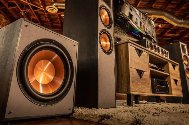 Vì sao dàn Hi-Fi bị ù nền? 7 nguyên nhân và cách xử lý