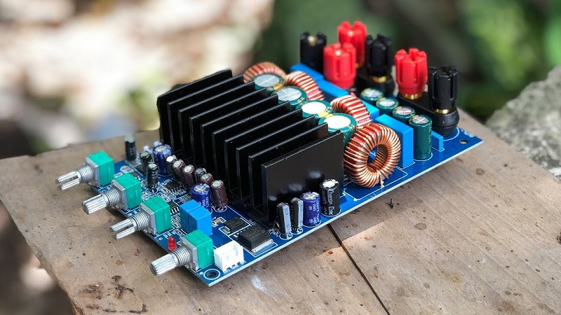 Nói Ampli Class D Nghe Nhạc Không Hay? Sự Thật Có Phải Như Vậy?