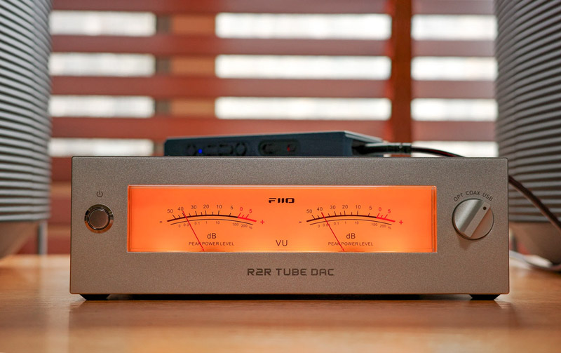 FiiO Warmer – Làn gió “retro hi-fi” đang khuấy đảo DAC R2R tầm trung